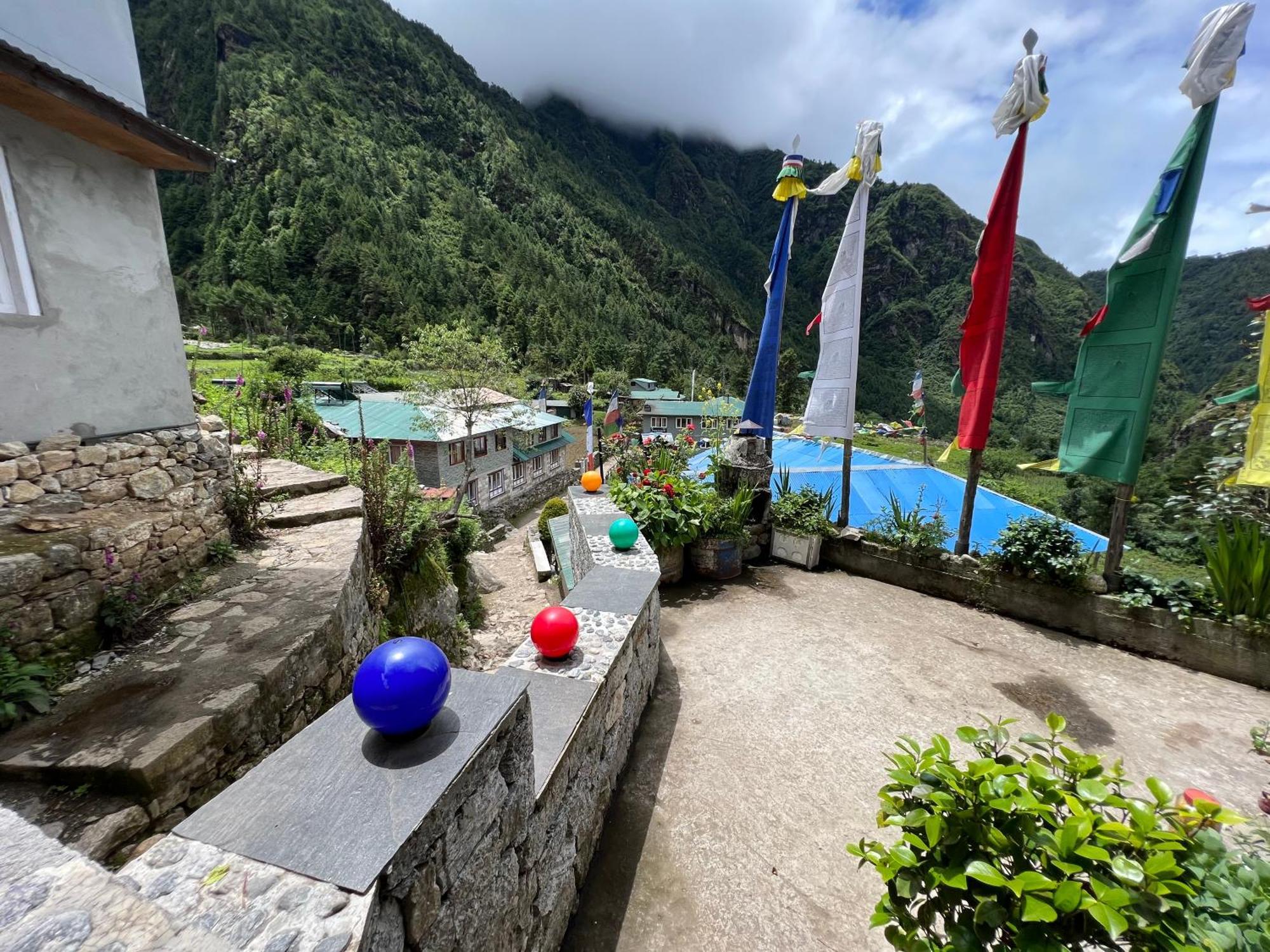 Mount Kailash Lodge And Resturant , Monjo Zewnętrze zdjęcie